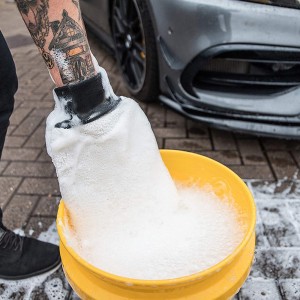 Gants de lavage de voiture blancs